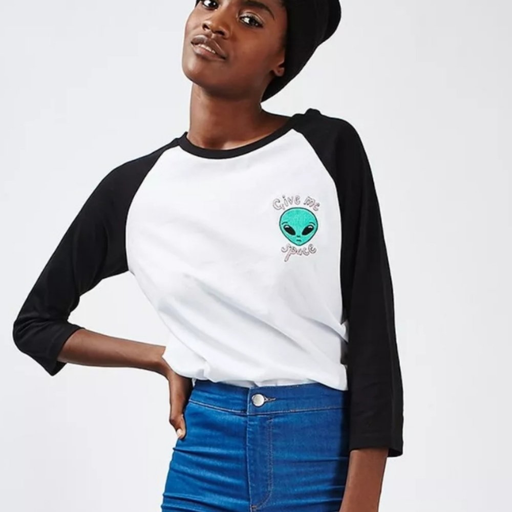 Space Alien Raglan Tee By Tee & Cake